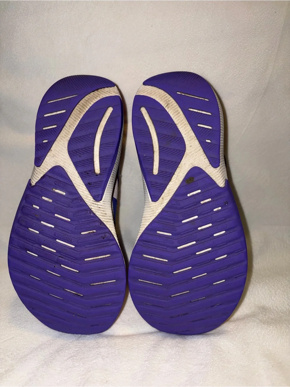 New Balance Girls Pink, Purple & Yellow BOA Sneakers girl size 4.5